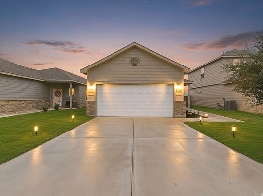 How to Choose LED Lights for a Residential Driveway